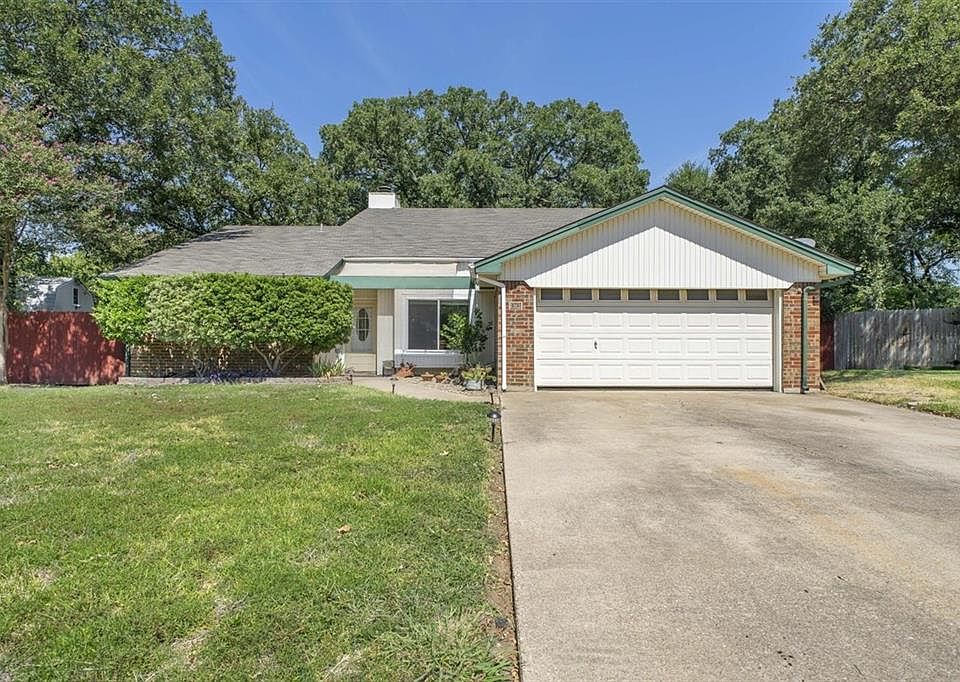 1st image of 1313 Oak Timber Dr