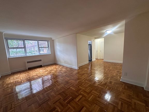 2nd image of 8701 Midland Pkwy APT 3F