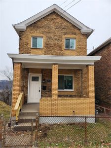 568 Stokes Ave, Braddock, PA, 15104