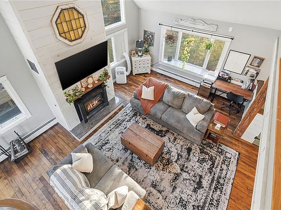 2nd image of 97 Angell Rd