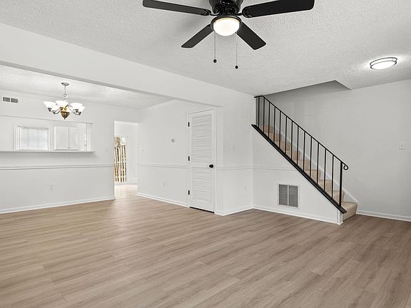 5th image of 3315 Ladino Ct