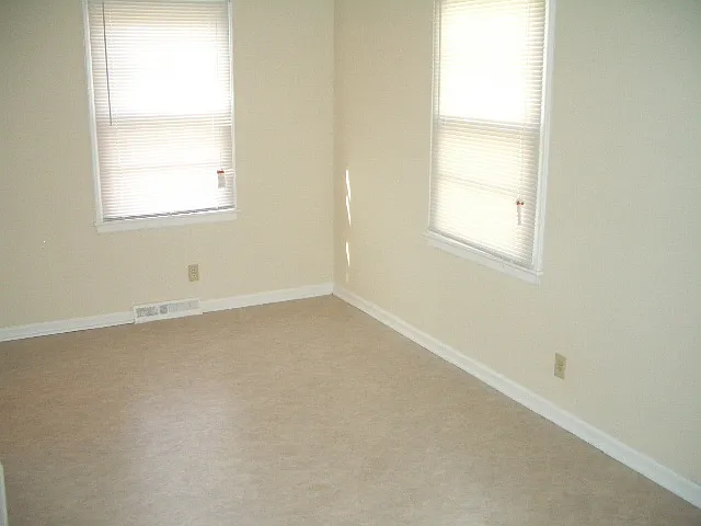 3518 Bell St — Photo 9