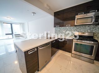 27-51 Crescent St #2A, Astoria, NY 11102