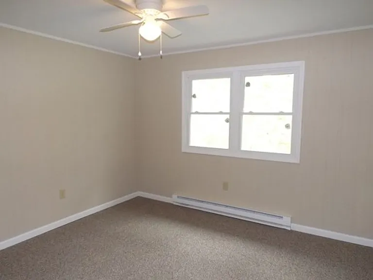 73 Remington Dr — Photo 8