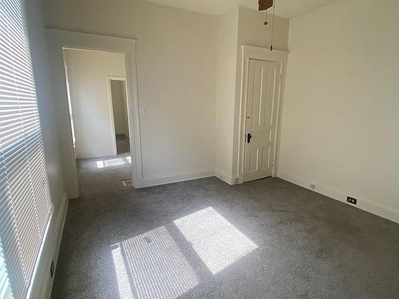 4th image of 3034 Glenway Ave