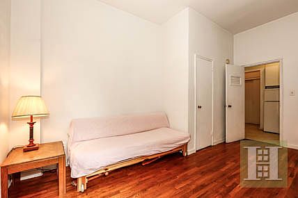 2nd image of 140 Claremont Ave APT 1D