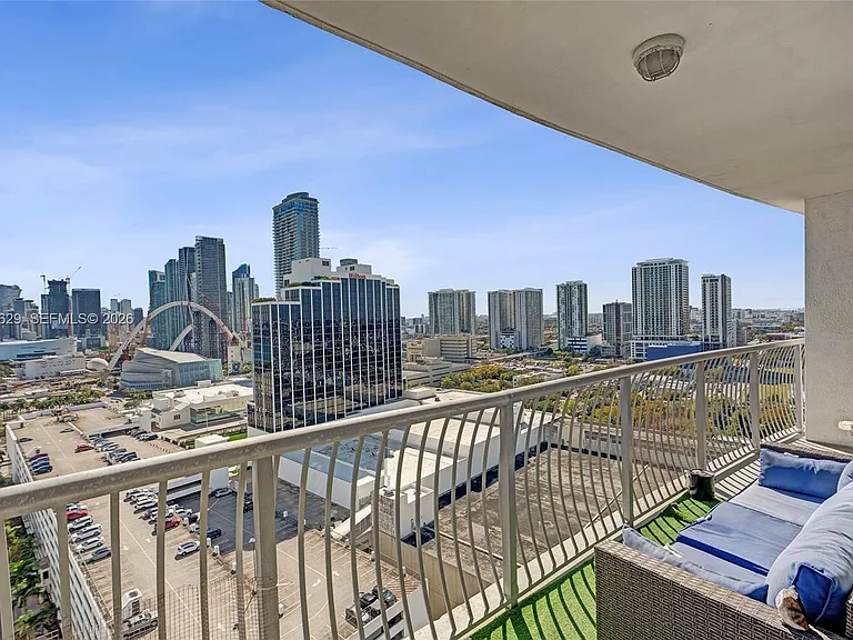 1750 N Bayshore Dr #2510 — Photo 32
