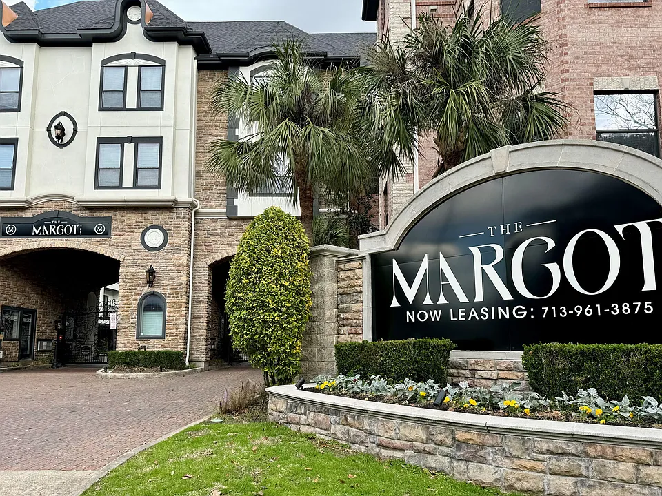 The Margot on Sage