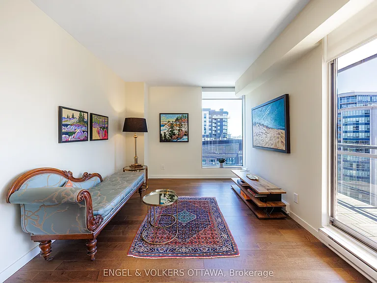 160 George St #2404 — Photo 16