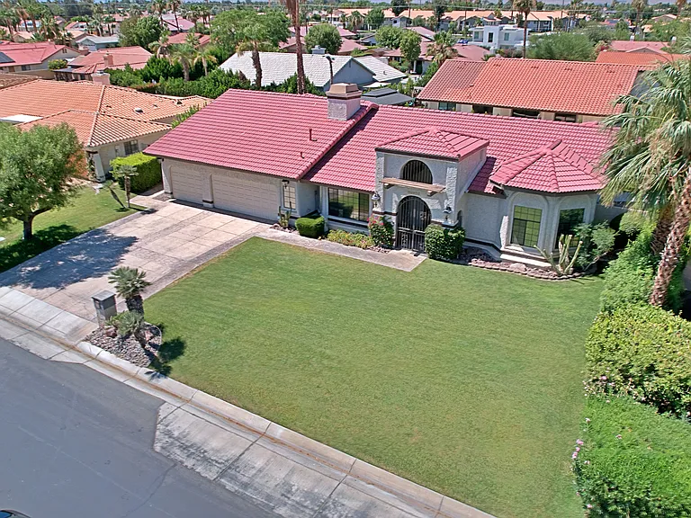 78770 Martinique Dr — Photo 41