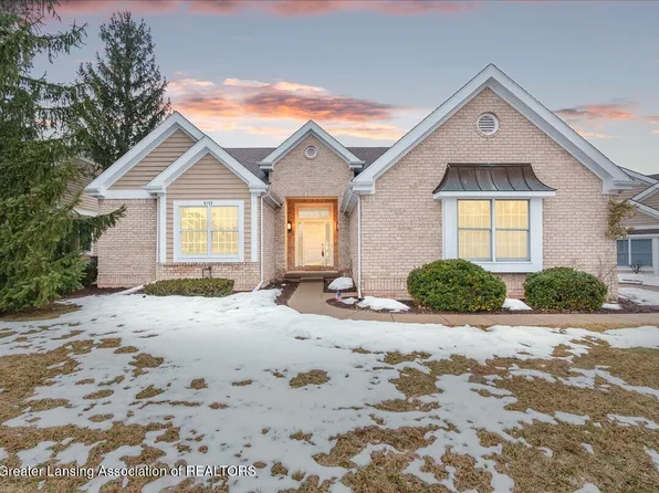 6155 E Longview Dr, East Lansing, MI 48823