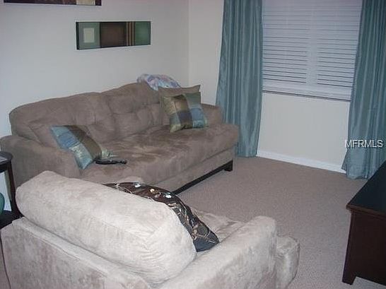 4th image of 1070 Park Central Cir