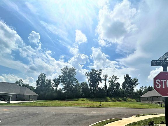 2nd image of 1333 W Port Dr