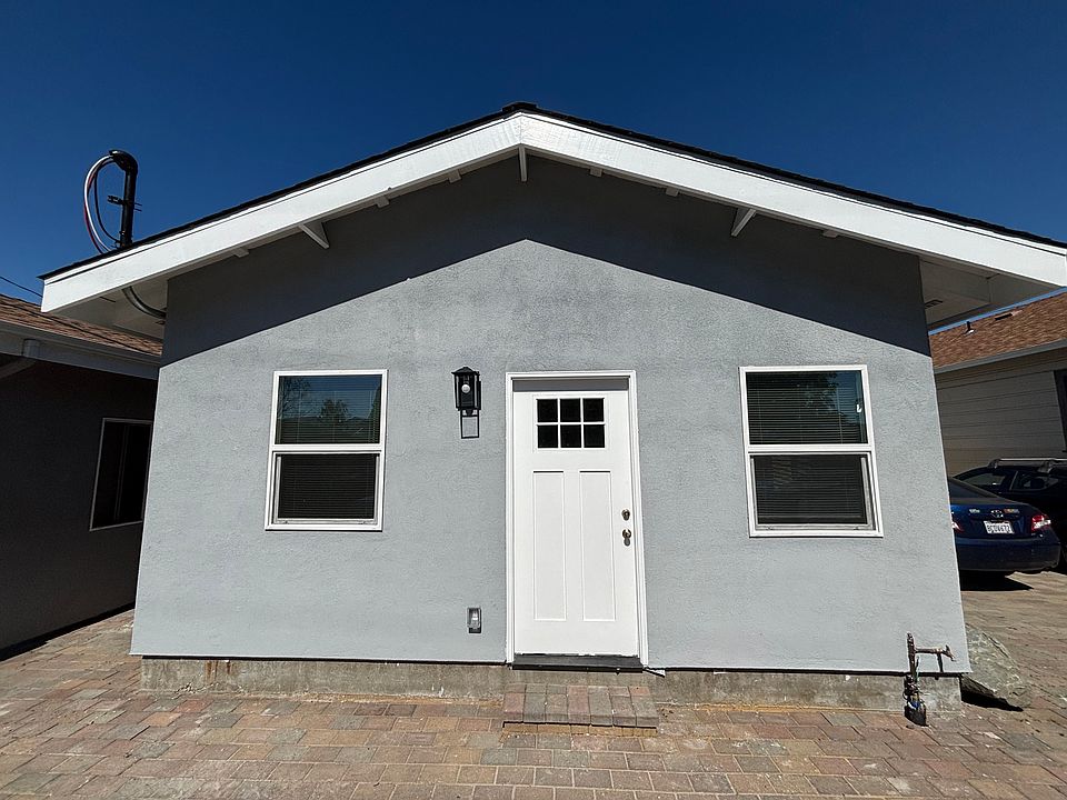 1st image of 624 Blossom Way