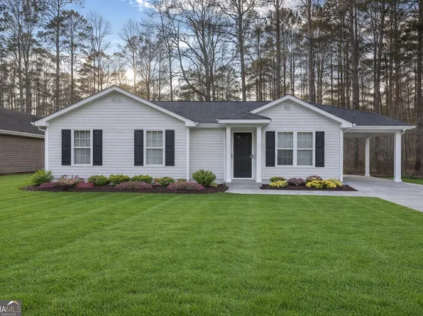 6385 Emerald Pointe Cir, Atlanta, GA 30349