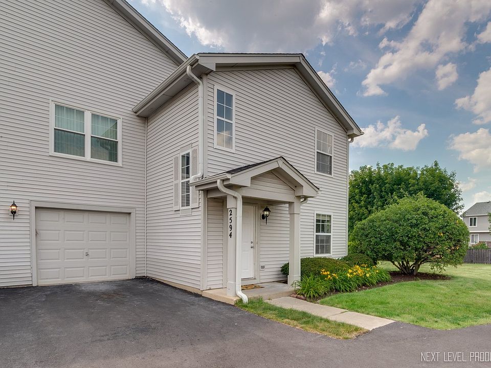 1st image of 2594 Dickens Ct