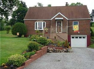 104 Laurel Ln, Valencia, PA 16059