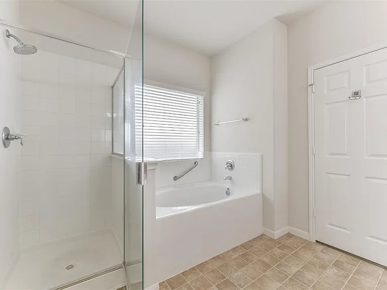 2503 Blue Reef Dr — Photo 12