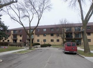 3239 S 58th St UNIT 103, Milwaukee, WI 53219