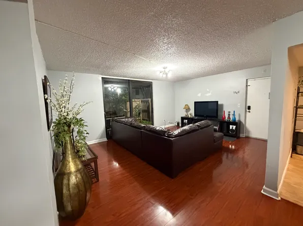 8301 SW 142nd Ave APT B109, Miami, FL 33183