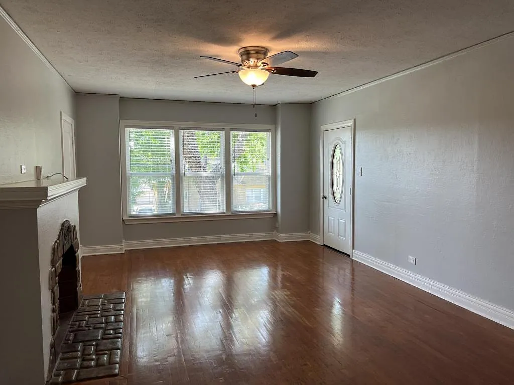 5933 Reiger Ave — Photo 4