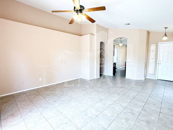 5th image of 5061 W Glenview Pl