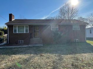 4723 Bromley Ave, Suitland, MD 20746