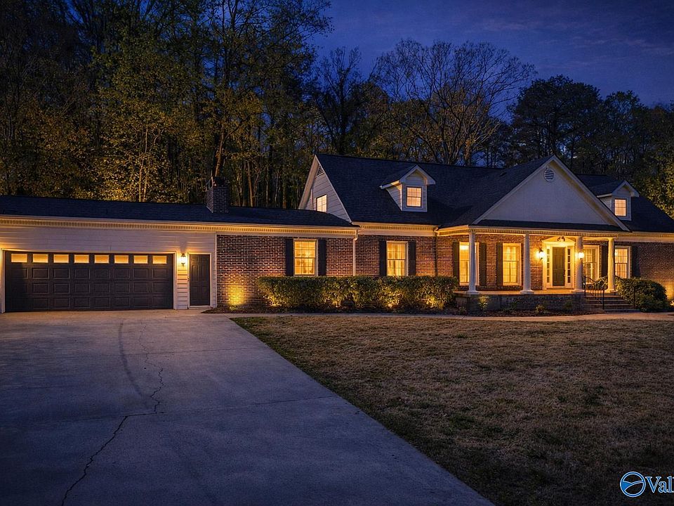 1st image of 100 Norwood Dr