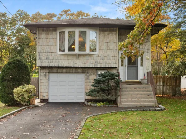 88 Haven Avenue, Ronkonkoma, NY 11779