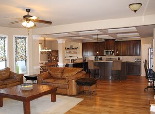 4499 Sierra Creek Dr, Hoschton, GA 30548