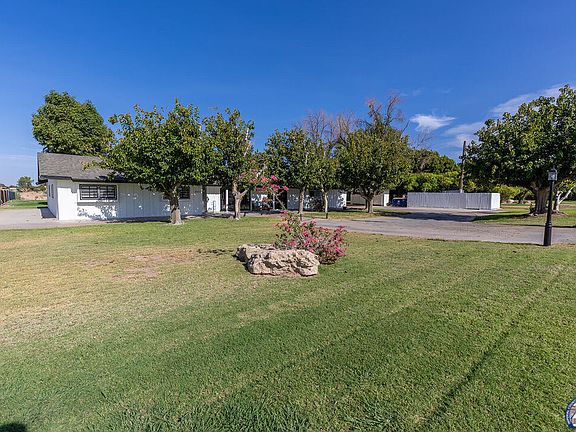 2nd image of 4444 Brandt Rd