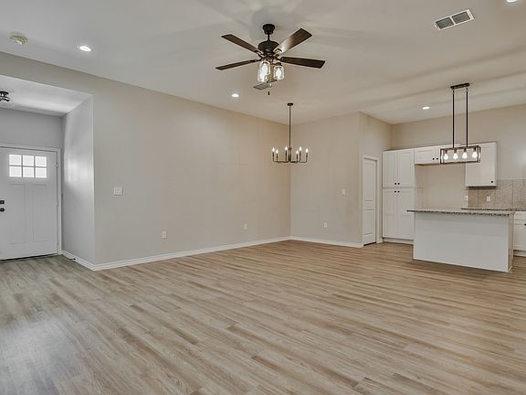 3rd image of 1313 Corpus Ave #A