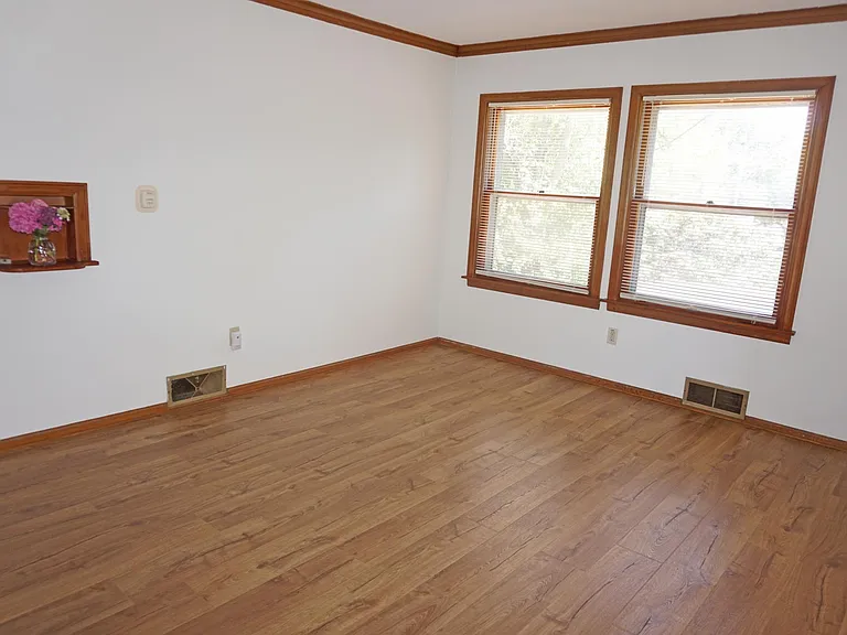1004 S Anderson St #4 — Photo 3