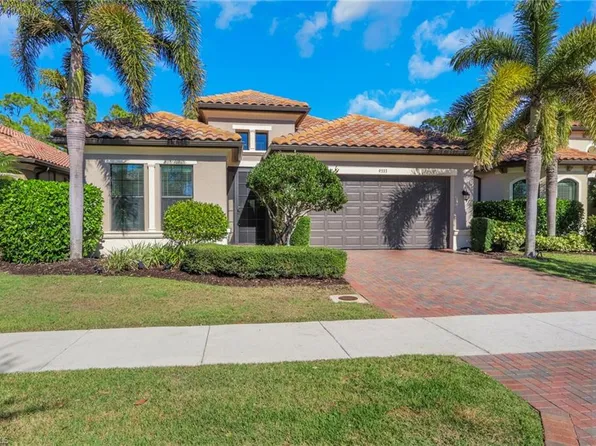 9333 Isla Bella Circle, BONITA SPRINGS, FL 34135