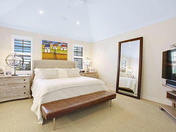 4th image of 137 N Cannery Row Cir #137