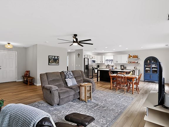 3rd image of 8604 Blair Castle Ct