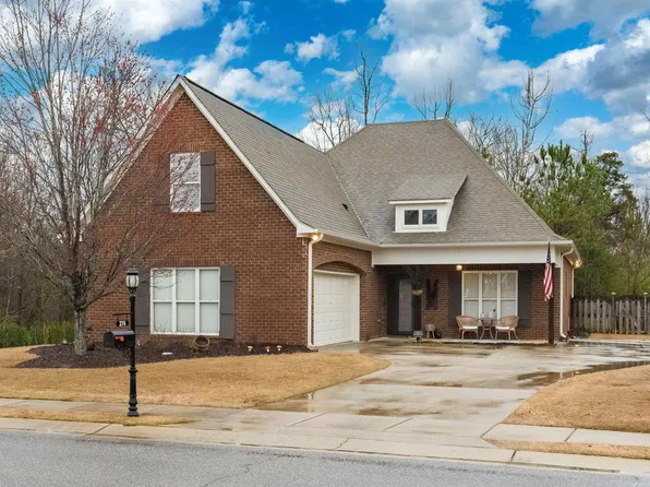276 Lacey Ave, Maylene, AL 35114