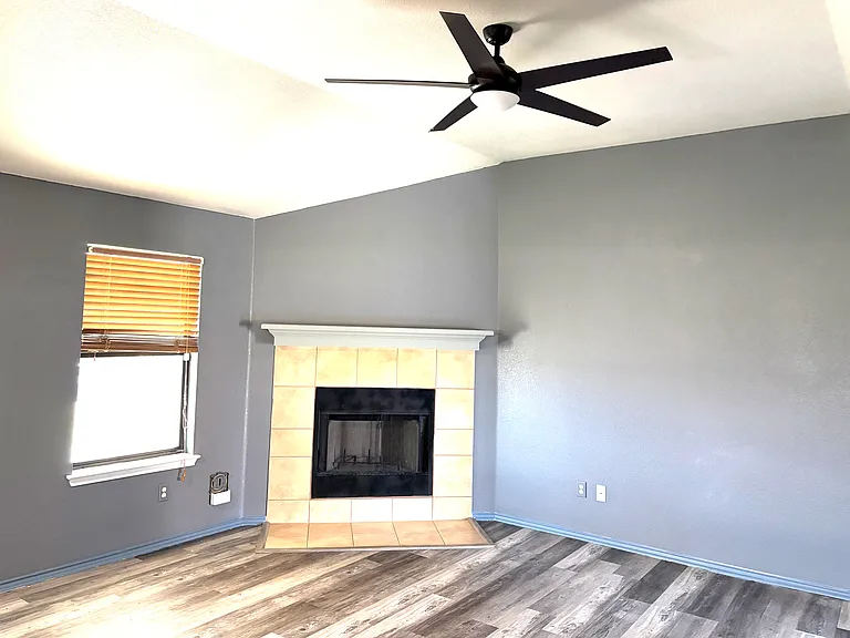 1205 Marlee Cir — Photo 10