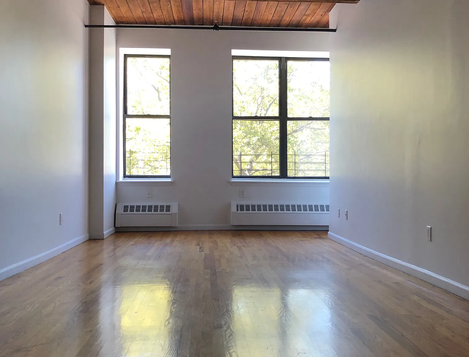 139 Emerson Place — Photo 3