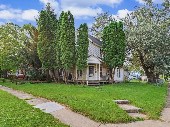 104 Washington St, Willard, OH 44890