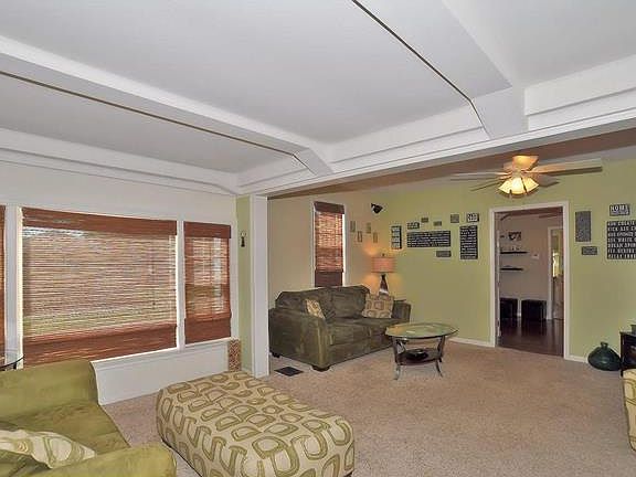 4th image of 124 Sigsbee Ave