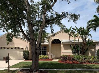 609 Verona Pl, Fort Lauderdale, FL 33326
