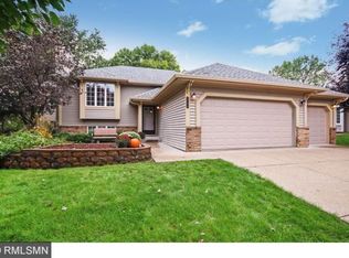 2794 Blue Ridge Dr, Woodbury, MN 55125