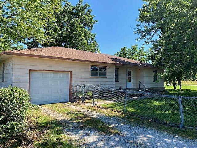 1st image of 3680 SE 110th St