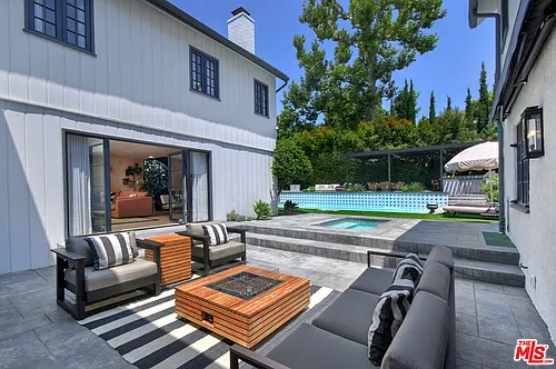 5005 Los Feliz Blvd Photo 1 5005 Los Feliz Blvd Photo 1