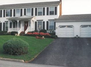 50 Moongale Dr, Carlisle, PA