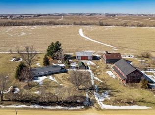 4422 N Union Rd, Forreston, IL 61030