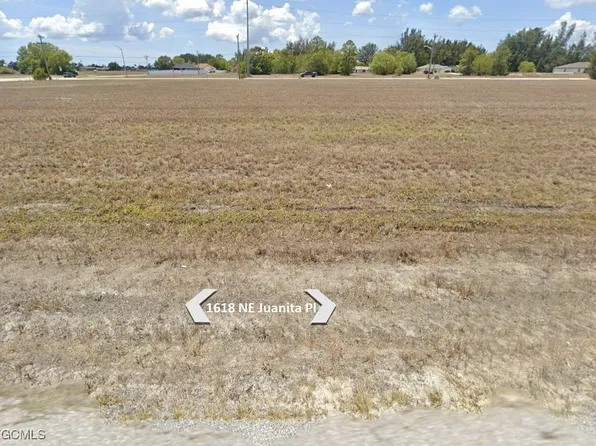 1618 NE Juanita Pl, Cape Coral, FL 33909