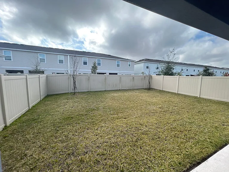 1261 Regal King Dr — Photo 25