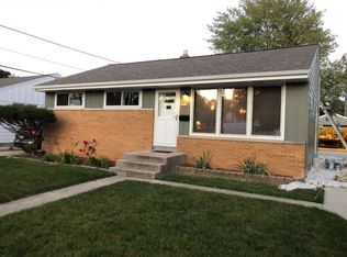 2816 S 67th St, Milwaukee, WI 53219